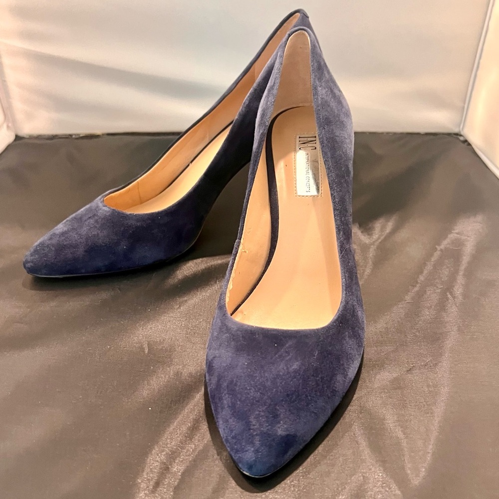 INC International Concepts Women's Size 10W Blue Suede Pump Heels Pointed Toe